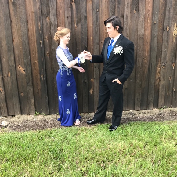 PROM DRESS‼️ - Picture 5 of 5